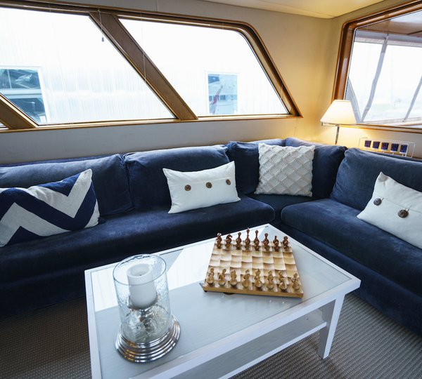 Natuical Theme In The Saloon