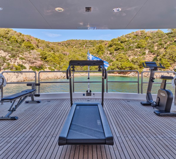 Ondeck Gym Equipment  - Studio Reskos