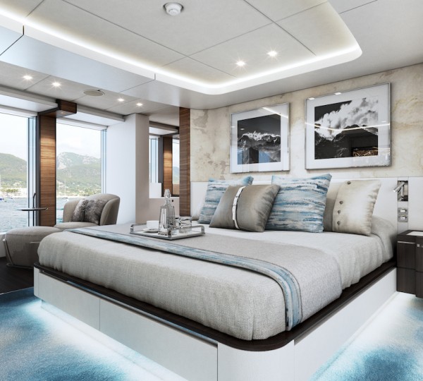 Onwer Stateroom Bed
