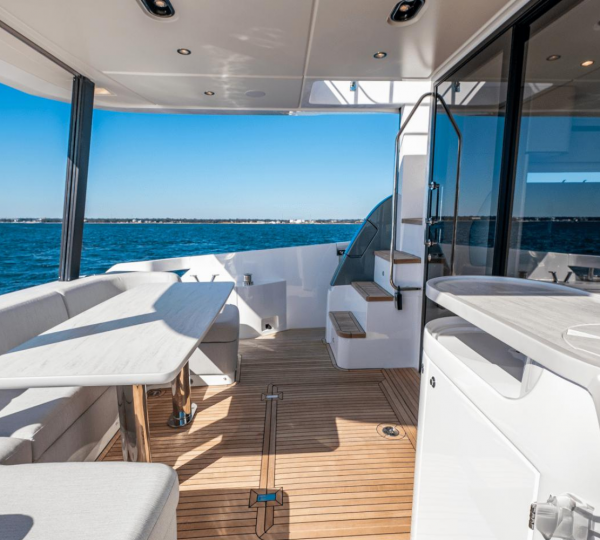 Open Deck Dining Area