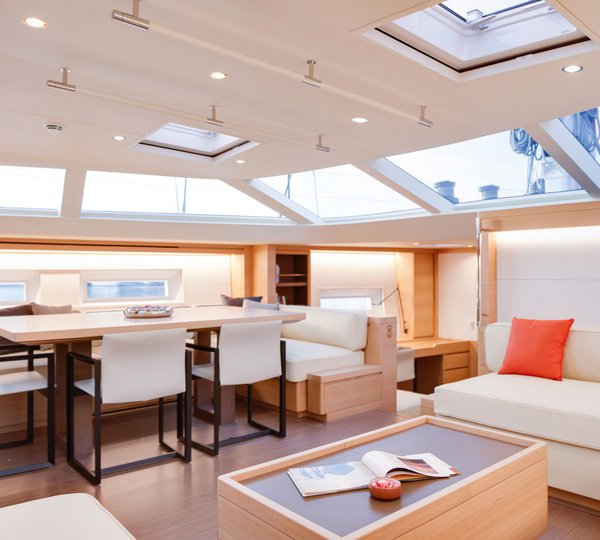 Open-plan Saloon And Dining