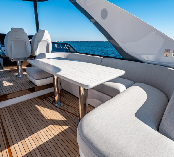 Opendeck Dining With Captain Area