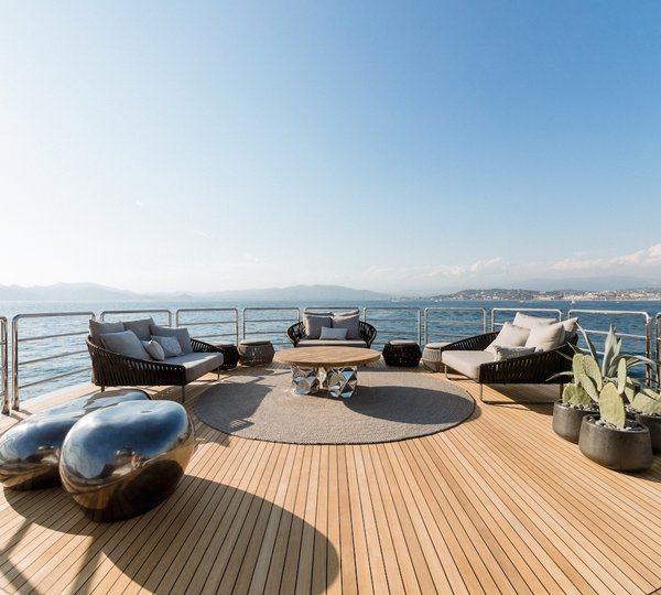 Owner Deck Seating Area