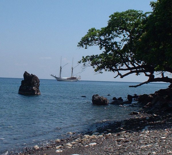 Phinisi_silolona Anchored Off Gunung Api In Indonesia