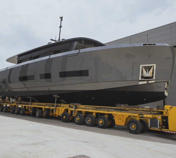 Preparing For The Launch Of Yacht 0110