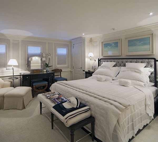 Queen Guest Stateroom