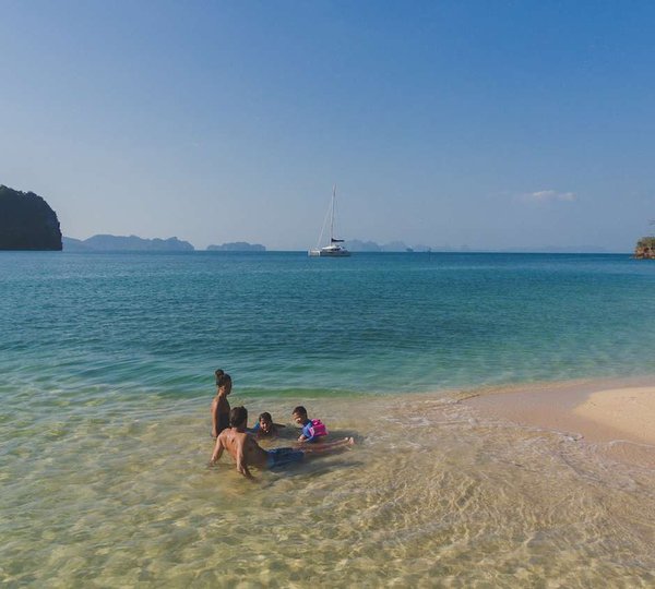 Relaxig Charter Vacations