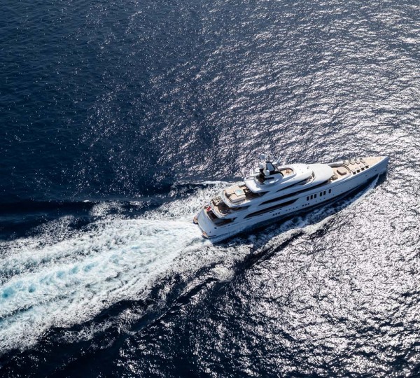 Running Aerial View Of The Yacht -  Photo_yy