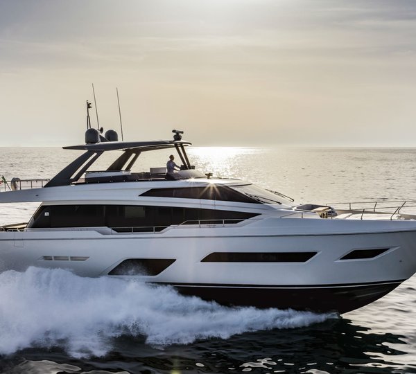 Running Profile Of Ferretti Yachts 780 - Sistership To EPIC