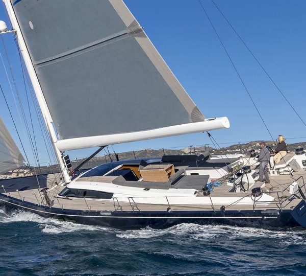 Sailing Yacht JIKAN
