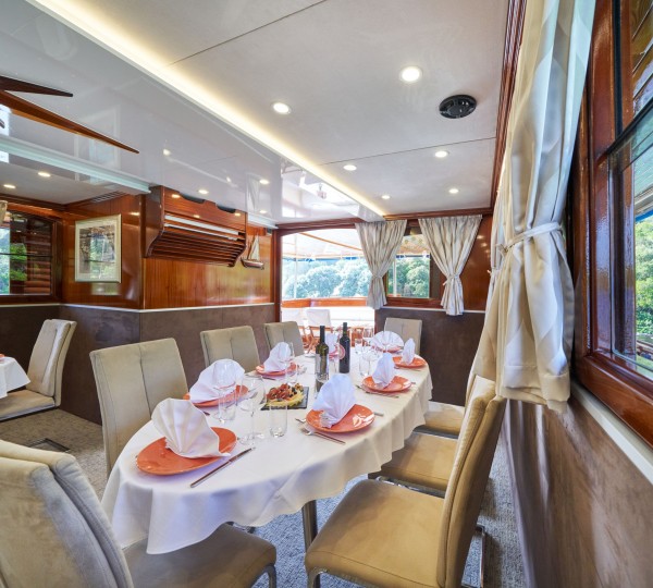 Saloon - Dining Area