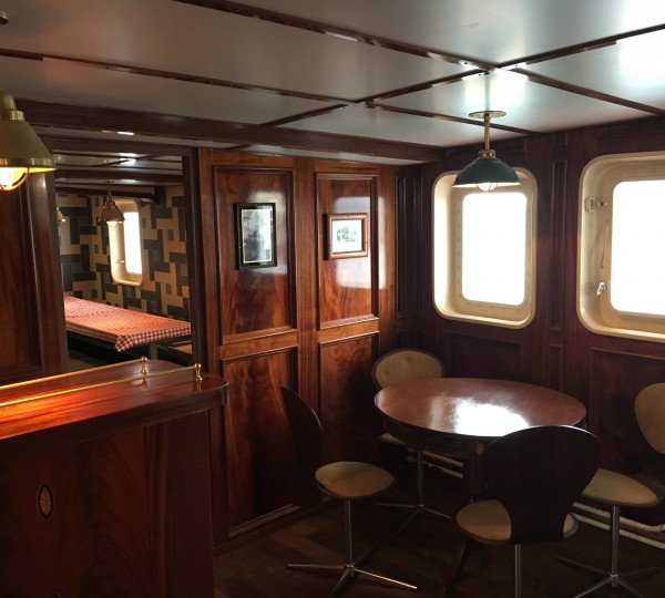 Saloon Aft