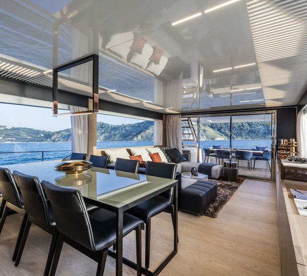 Saloon Of Sistership