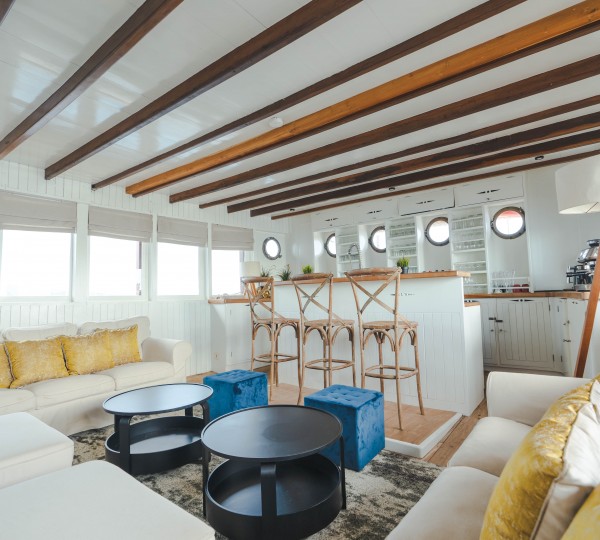 Saloon Seating And Bar