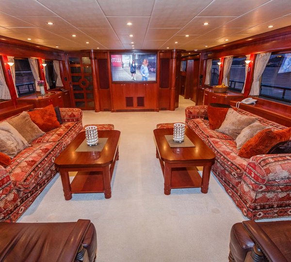 Saloon With Large Sofas