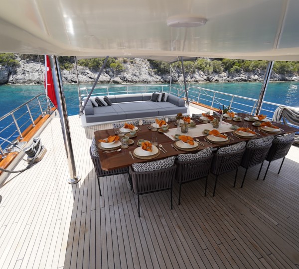 Seating And Al Fresco Dining Area