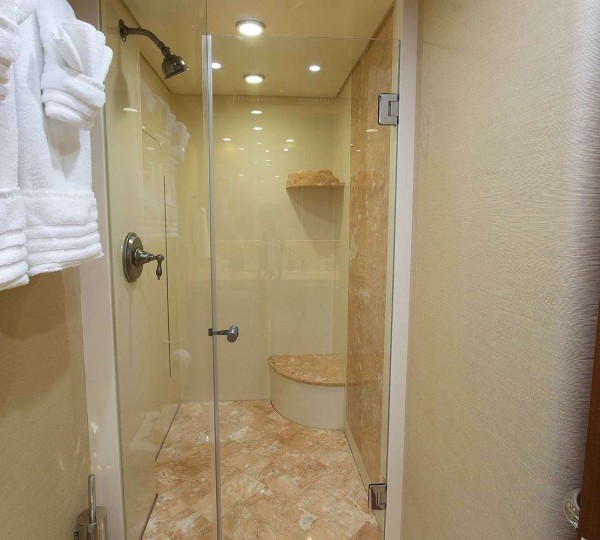 Second Cabin Ensuite