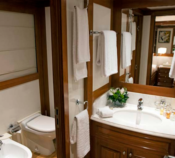 Second Twin Cabin Detail