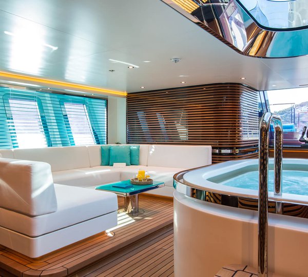 Spa Detail With Jacuzzi