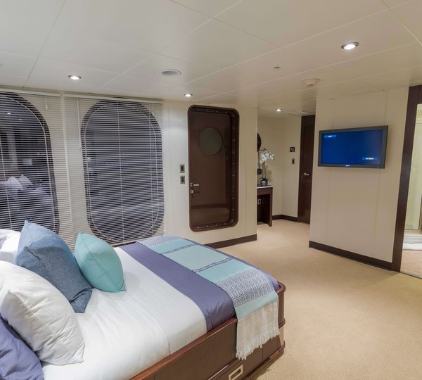 Spacious Double With Tv