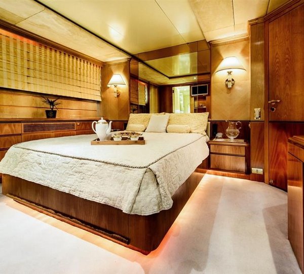 Spacious Double Cabin