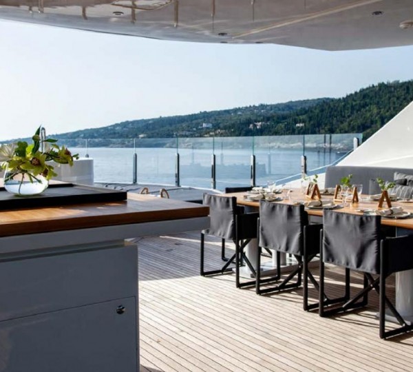 Sun Deck With Al Fresco Dining