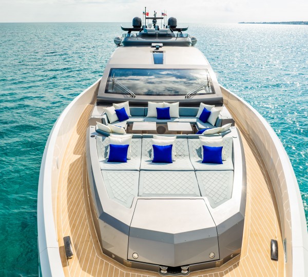 Sunbathing And Lounging Area