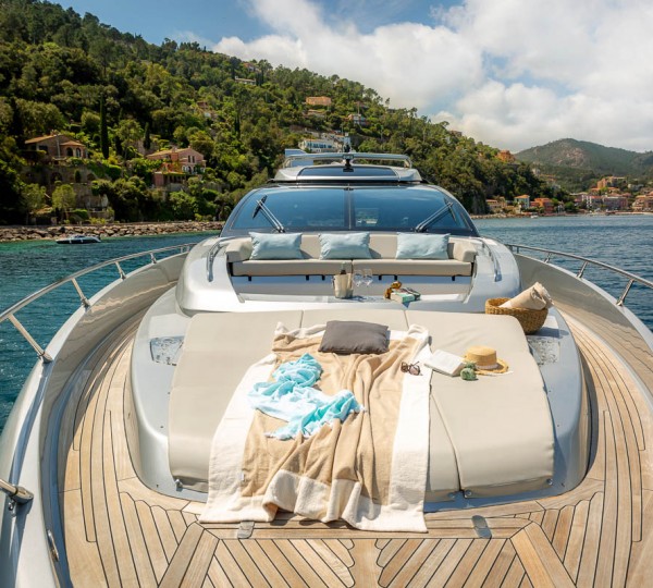 Sunbathing Area On The Bow