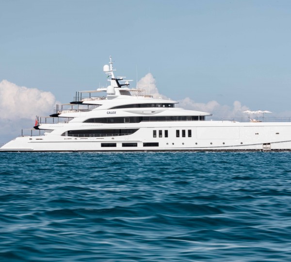 Superyacht CALEX