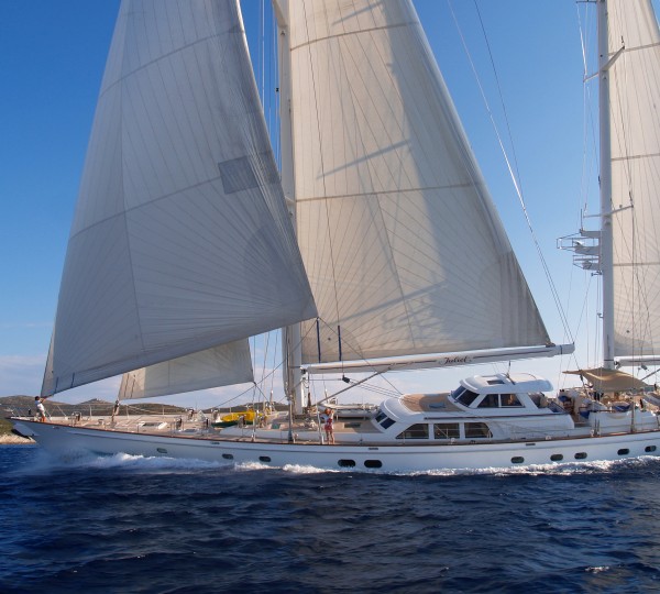Superyacht Juliet By Capt Jonathan Allan