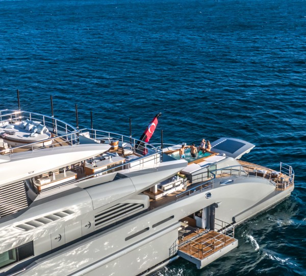 Superyacht Lifestyle