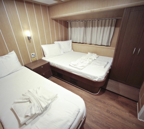 Triple Cabin