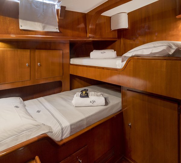 Twin Cabin With Bunks