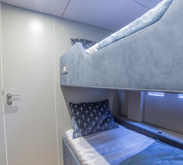 Twin Guest Cabin With Bunk Beds