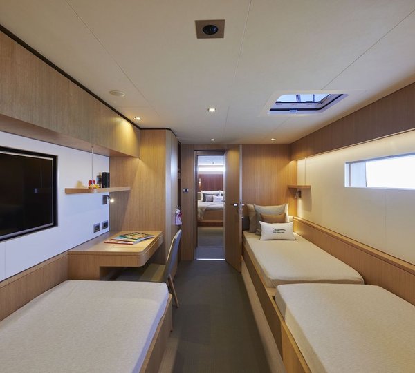 Twin With Three Beds