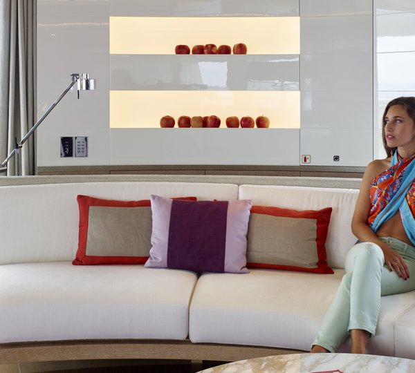 Upper Deck Saloon Detail