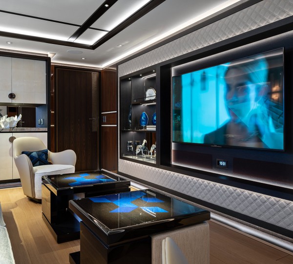 Upper Lounge With Cinema