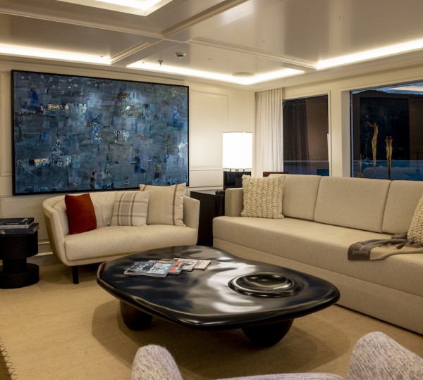 Upper Saloon Seating