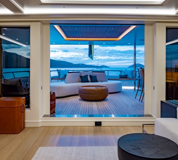 View To Aft - Main Deck