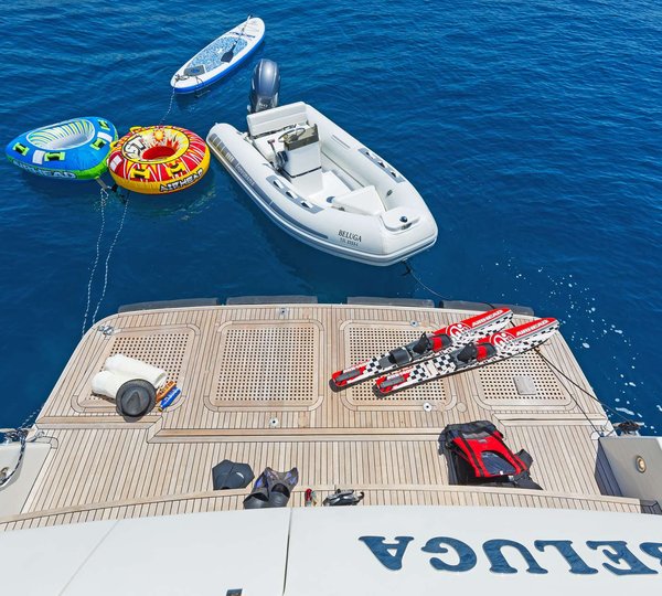 Water Toys And Swim Platform - Transom