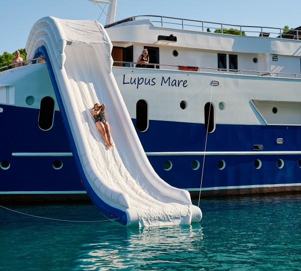 Waterslide - © Ivanisevicivan