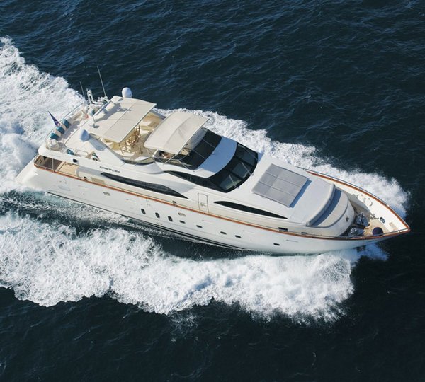 Yacht CRISTALEX By Azimut - Underway