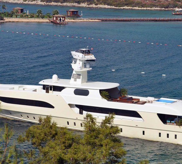Yacht Kuzey T Exterior Profile