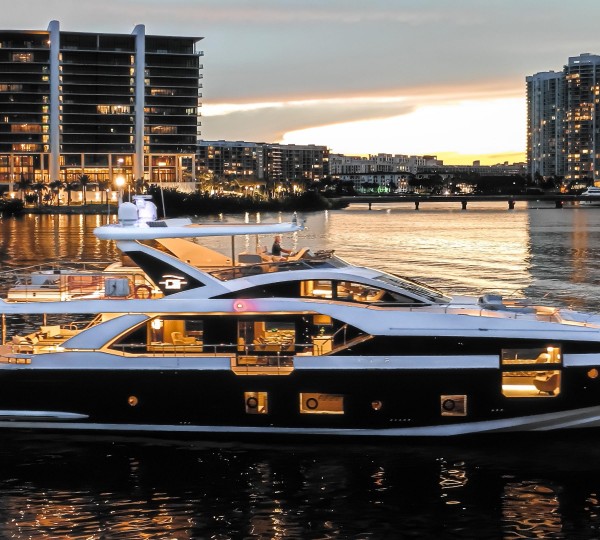 Yacht Majestic Moments