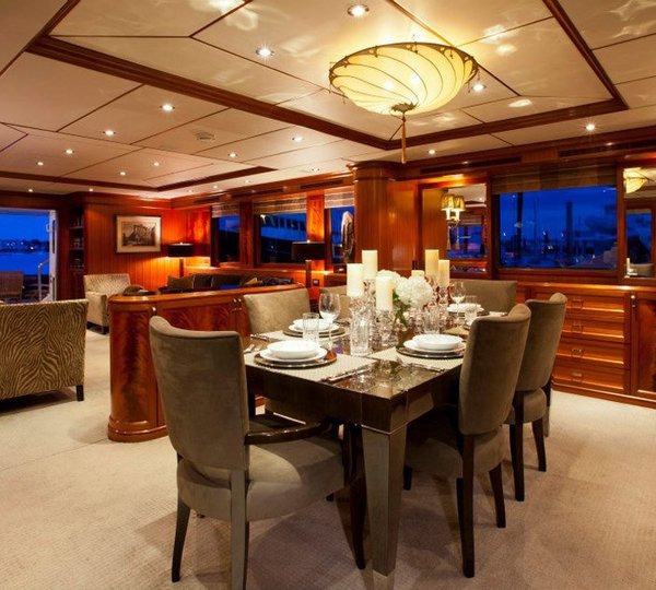 The 26m Yacht VIVIERAE