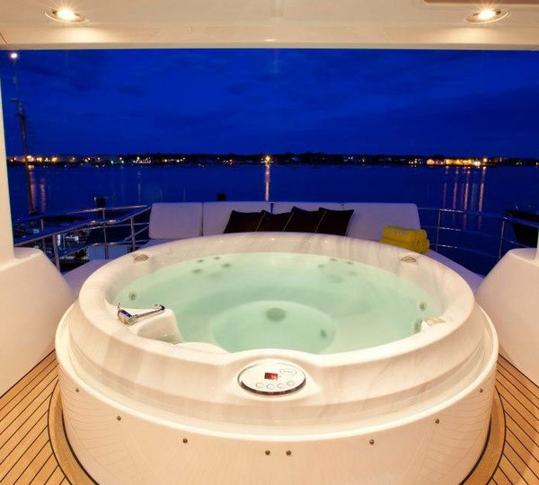 Life On Board Yacht VIVIERAE