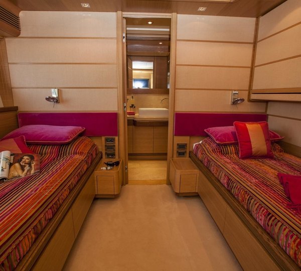 The 29m Yacht PERPETUAL