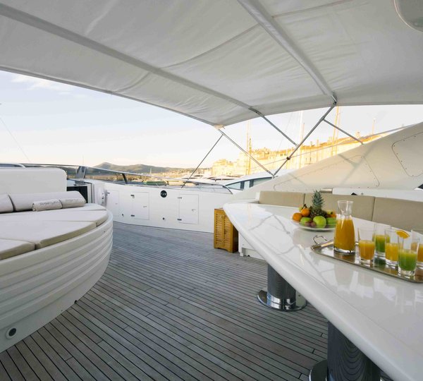 The 30m Yacht BOJANGLES