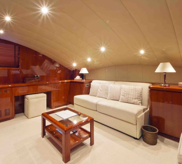 The 30m Yacht BOJANGLES