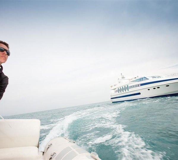 The 30m Yacht SUPERTOY